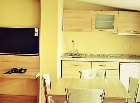 Aparthotel Birinci