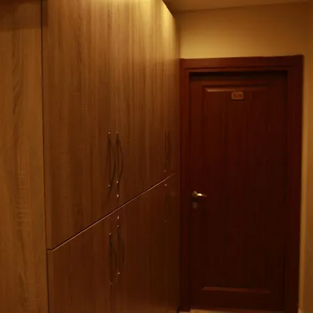 Apart-hotel Birinci